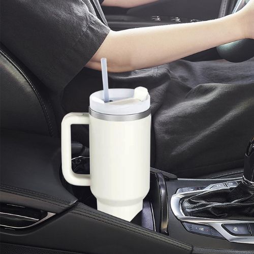Kit 3 Garrafas com Copo para Carro Praticidade e Estilo em Qualquer Lugar - F7X Shop