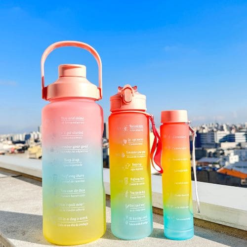 Kit 3 Garrafas de Água 2 litros 900ml e 300ml com Adesivo Motivacional